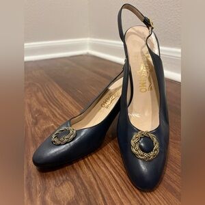 SALVATORE FERRAGAMO NARROW SLING BACKS SIZE 8